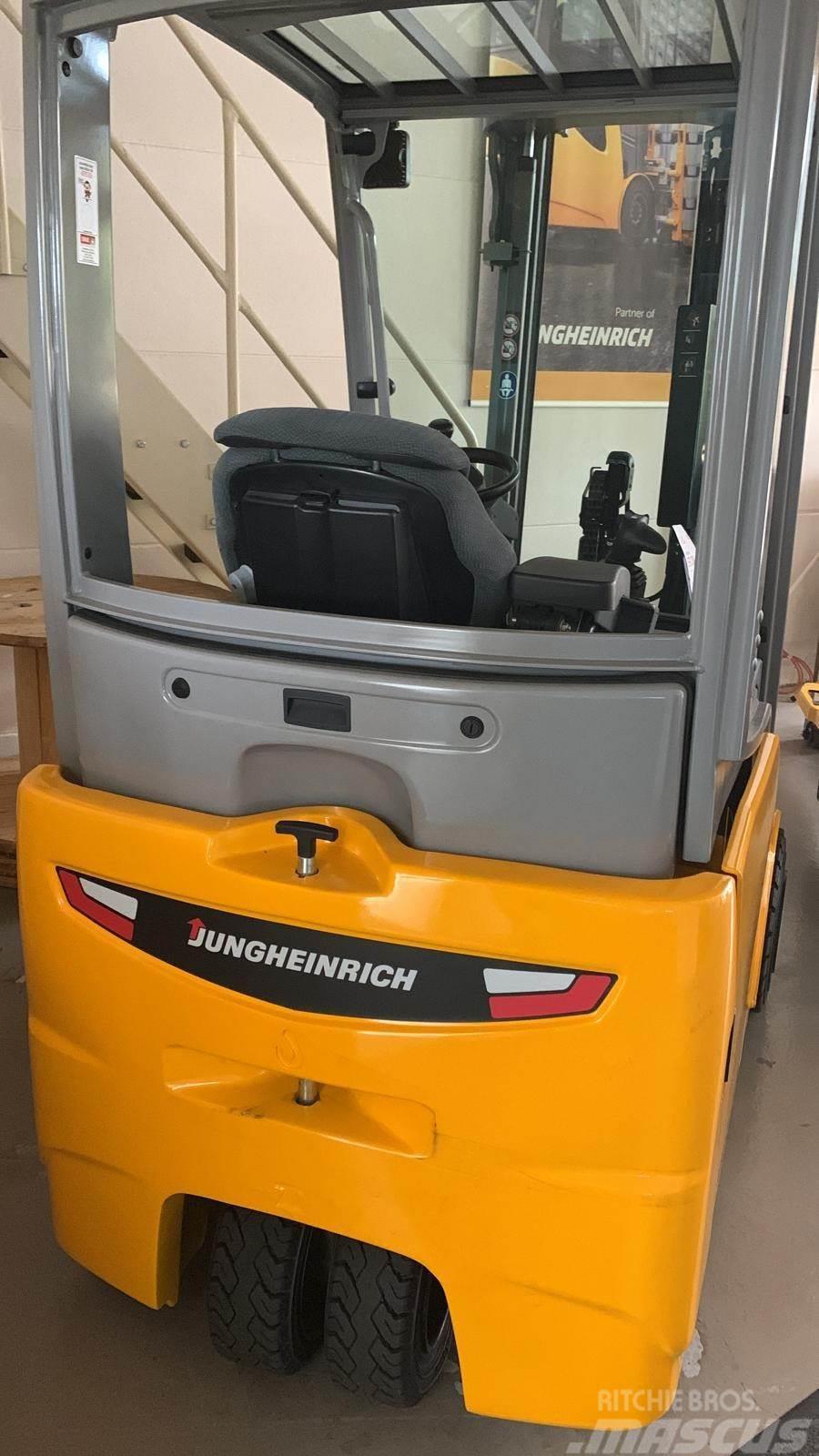 Jungheinrich EFG216k Neumaschine Akumulátorové vozíky