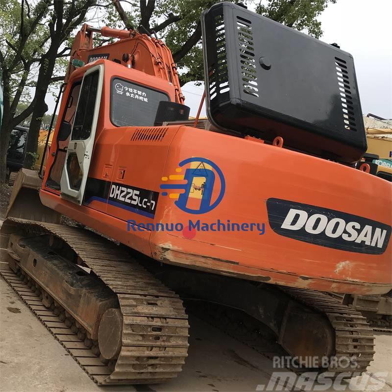 Doosan DH225LC-7 Pásové rýpadlá