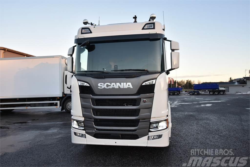 Scania R560 Super 8x4 Hákový nosič kontajnerov