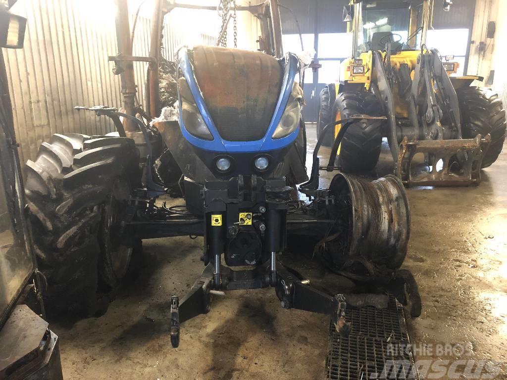 New Holland T7 260 AC Dismantled for spare parts Traktory
