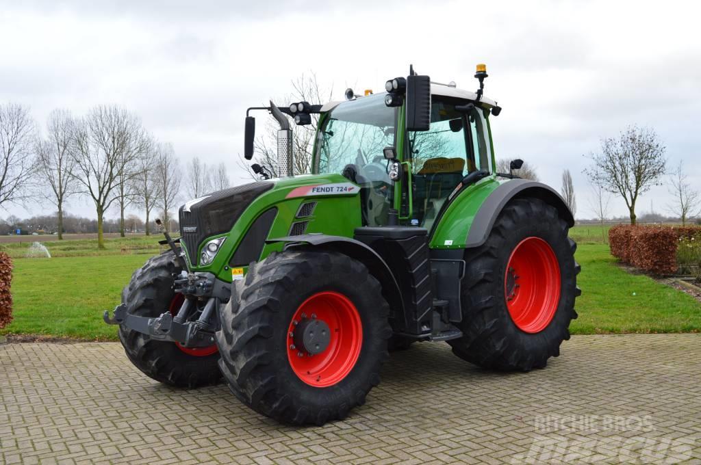 Fendt 724 Vario S4 Profi Plus Traktory