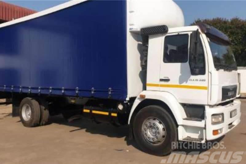 MAN 2018 MAN CLA15.220 CURTAIN SIDE TRUCK Ďalšie nákladné vozidlá