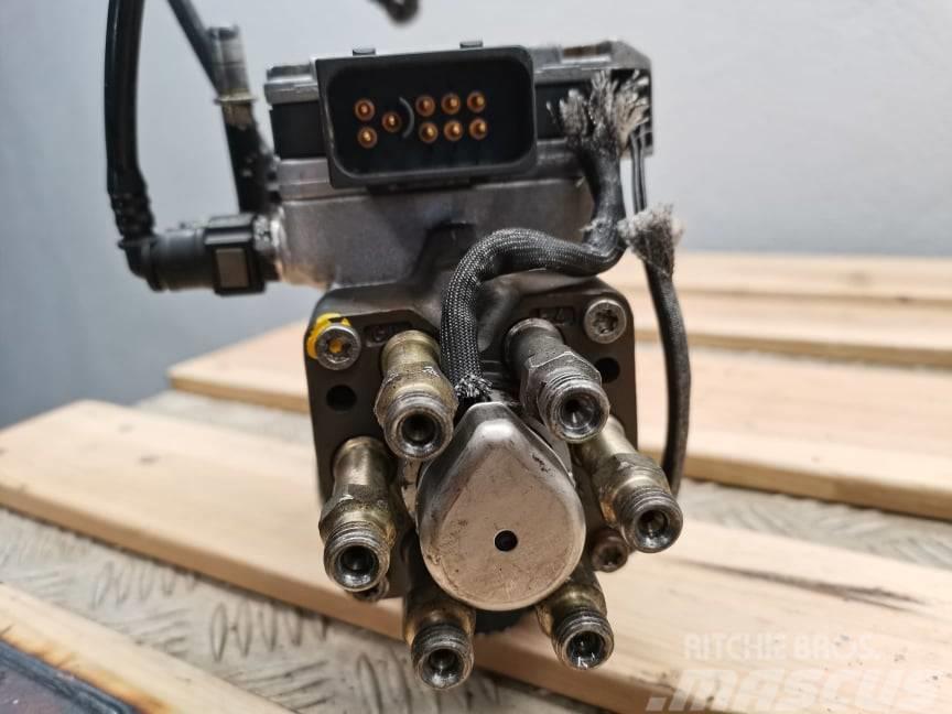 New Holland TM 175 {Bosch WDX VP30} injection pump Motory