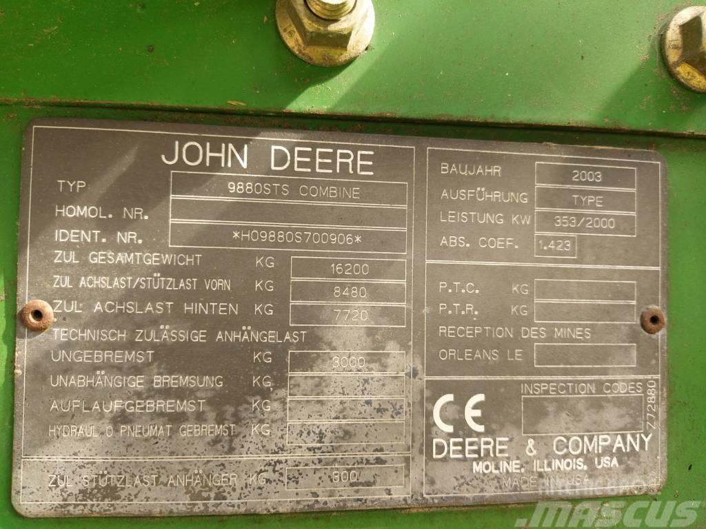 John Deere 9880 STS Kombinované zberacie stroje