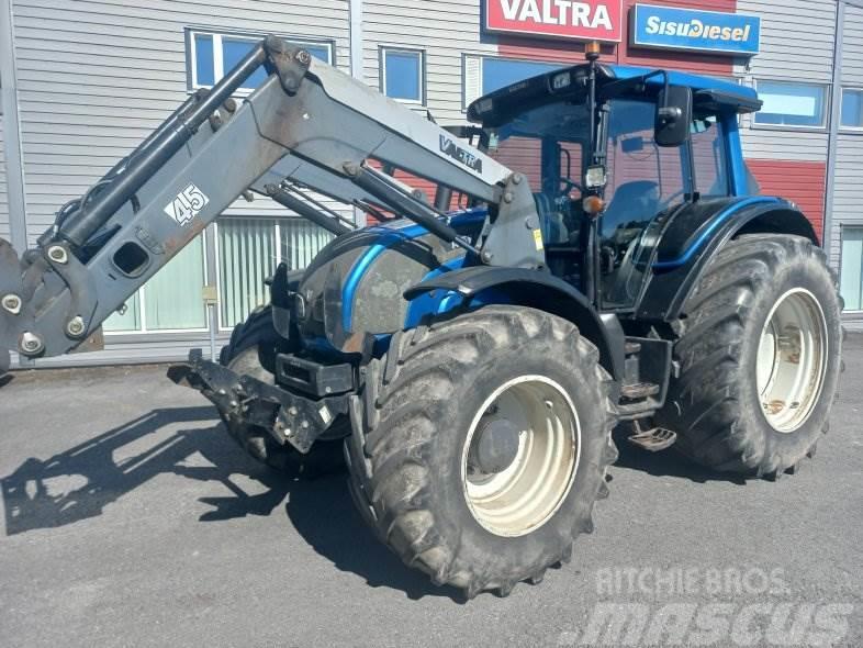 Valtra N121 HT Traktory