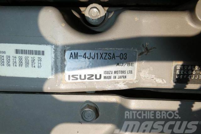 Hitachi ZX135US-5B Pásové rýpadlá