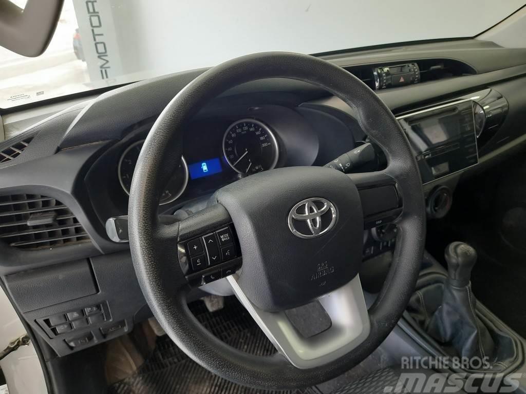 Toyota Hilux Cabina Doble GX Plus Dodávky