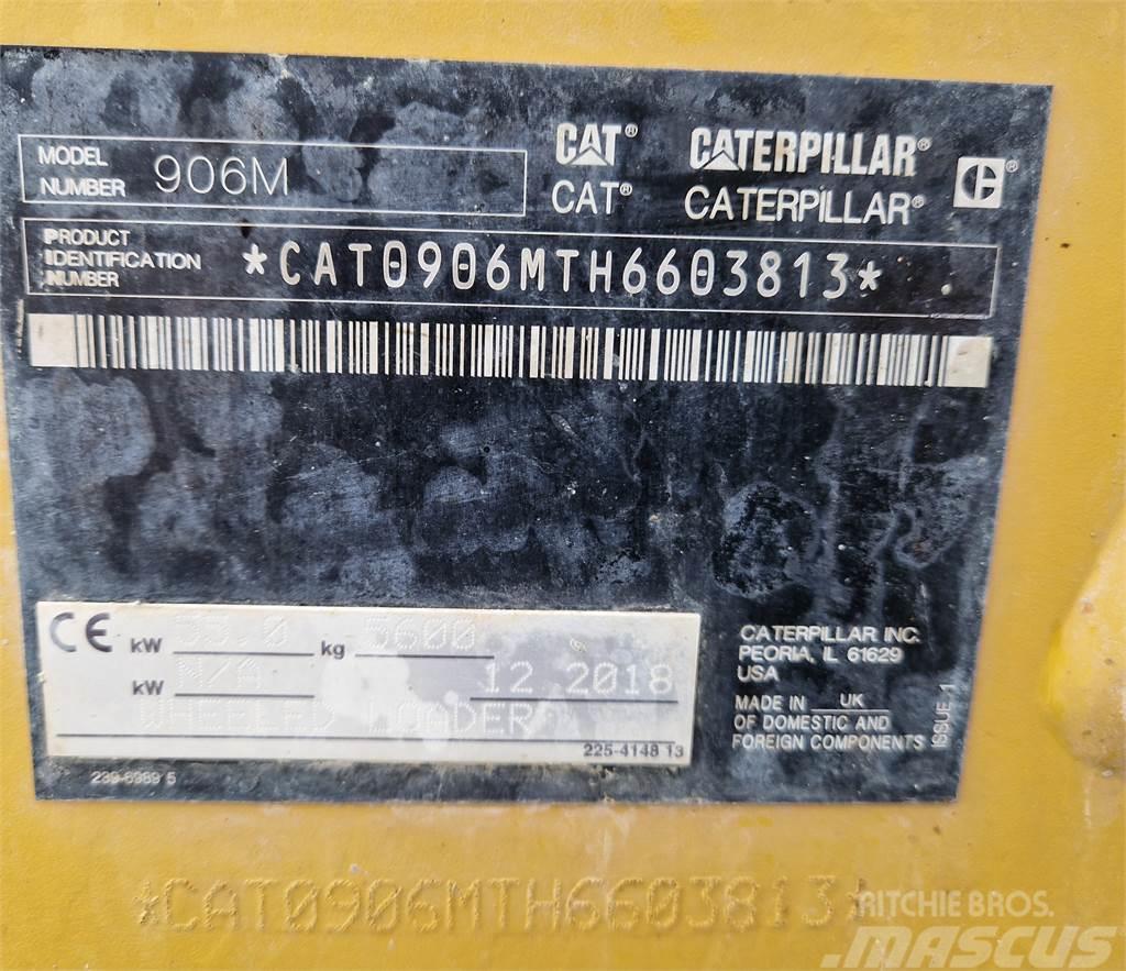 CAT 906M Kolesové nakladače