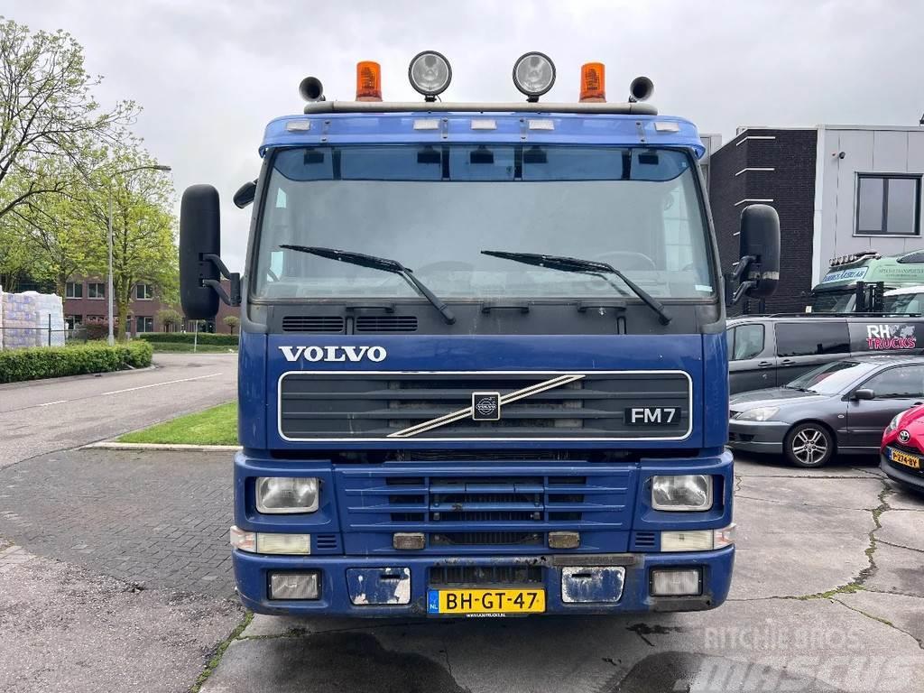 Volvo FM 7.250 4X2 EURO 2 HIAB 102 3+1 Plošinové nákladné automobily/nákladné automobily so sklápacími bočnicami