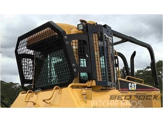 Bedrock Screens and Sweeps for CAT D5N Ďalšie príslušenstvo traktorov