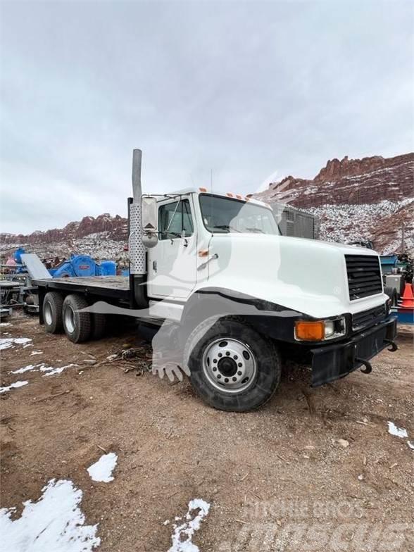 International S2600 Plošinové nákladné automobily/nákladné automobily so sklápacími bočnicami
