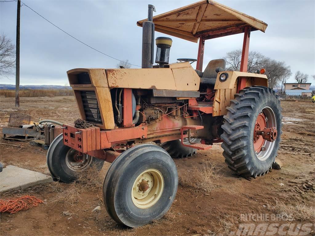  JI Case 1070 Agri King Traktory