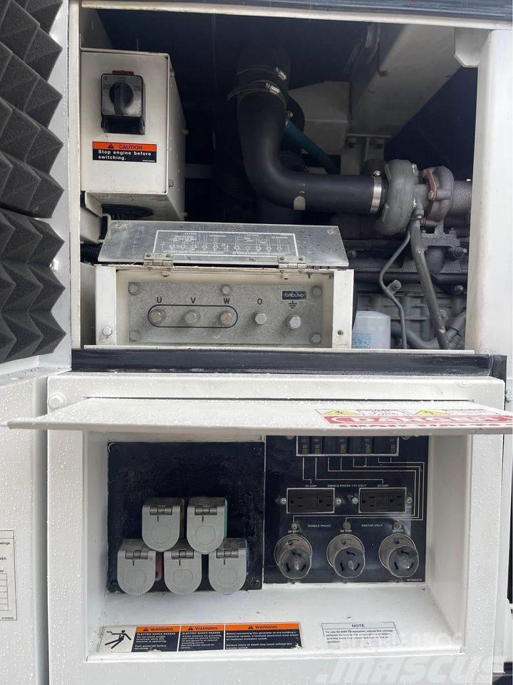 MultiQuip DCA45USI Naftové generátory