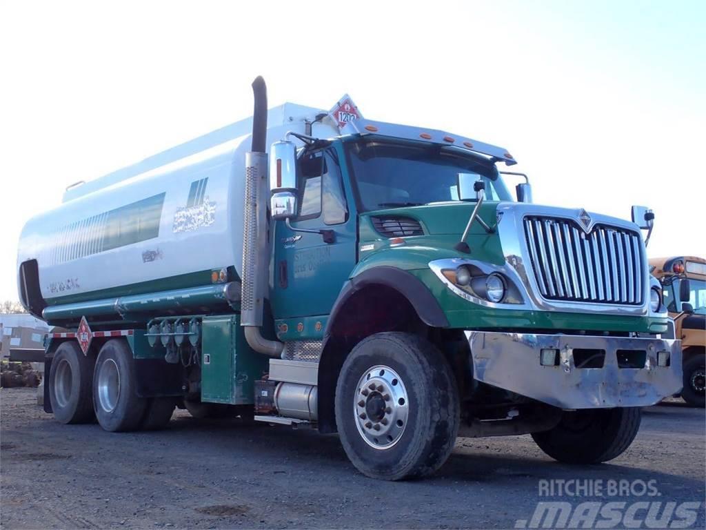 International 7600 Cisternové nákladné vozidlá
