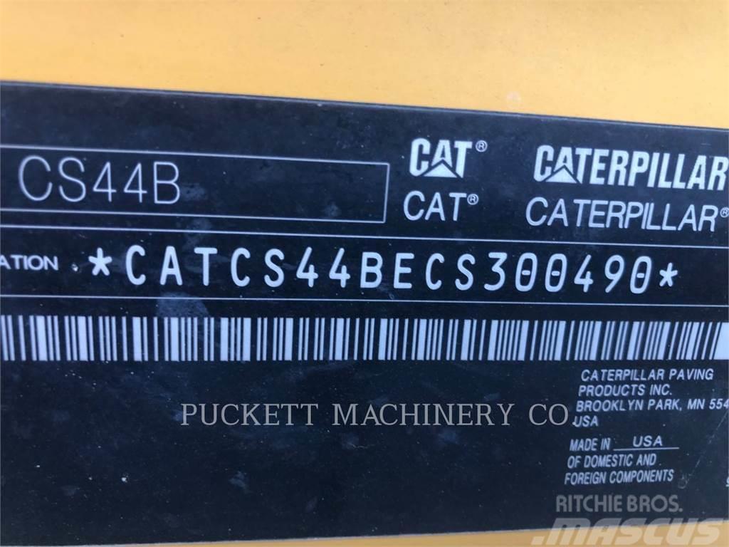 CAT CS44B Ťahačové valce