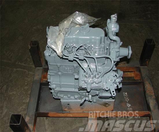 Kubota D902ER-GEN Rebuilt Engine: Boxer 322D Mini Track L Motory