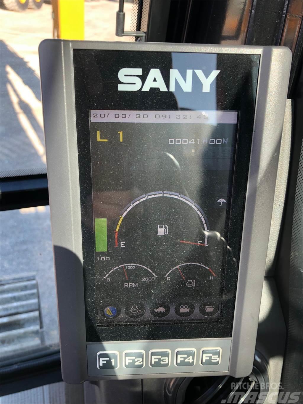Sany SY500H Pásové rýpadlá