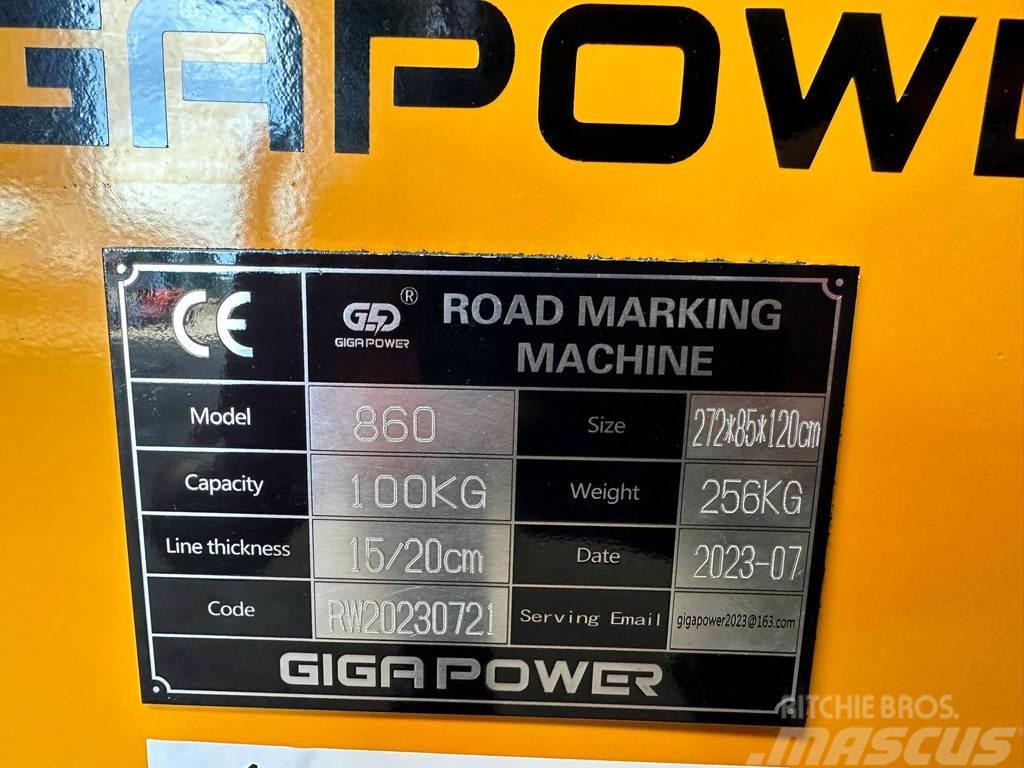  Giga power Road Marking Machine Automobily