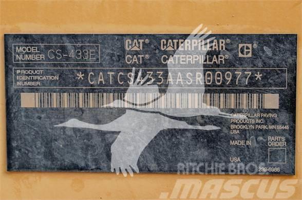 CAT CS-433E Ťahačové valce