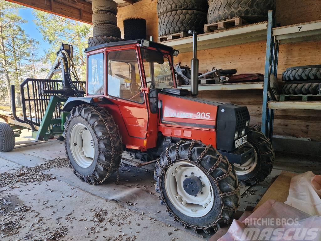 Valmet 305 + Farma5,1-8 Traktory