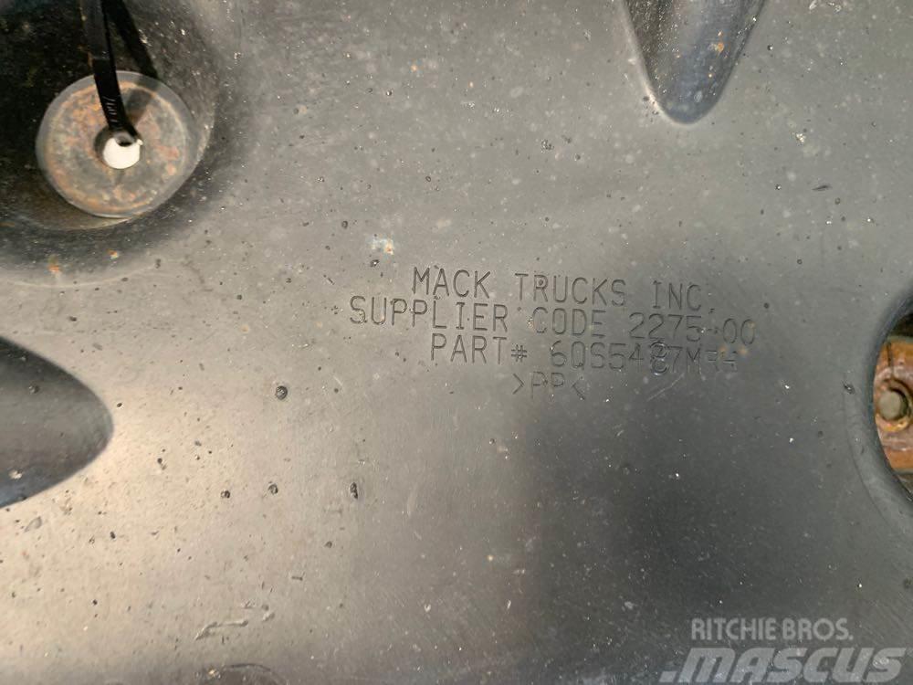 Mack CXU613 Náhradné diely nezaradené