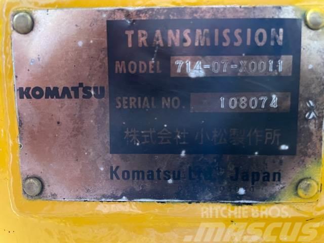 Komatsu WF450 transmission Model 714-07-X 0011 ex. Komatsu Prevodovka