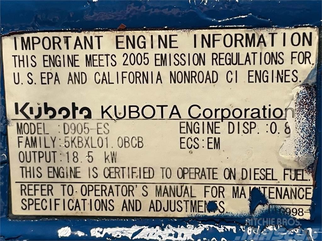 Kubota D905-ES motor Motory