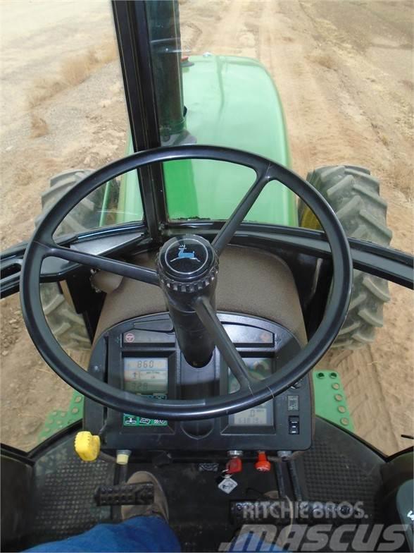 John Deere 4555 Traktory