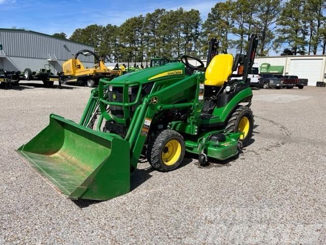John Deere 1025R Kompaktné traktory