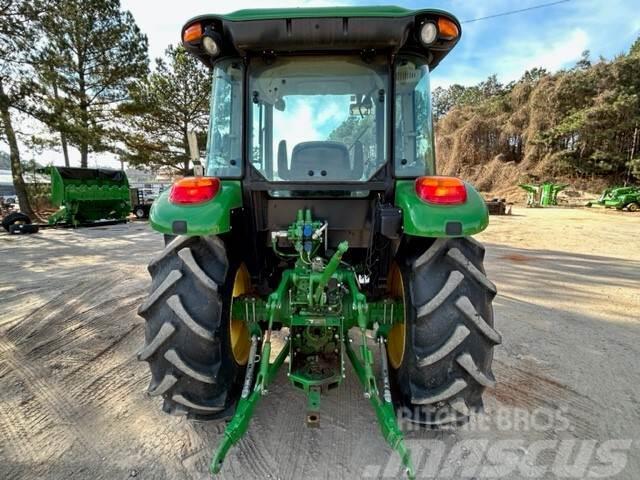 John Deere 5090E Kompaktné traktory