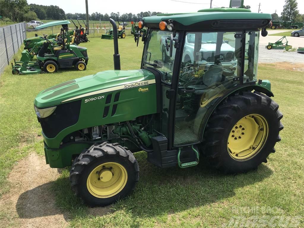 John Deere 5090GN Kompaktné traktory