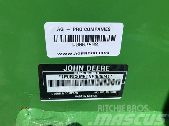 John Deere RC8M Drviče a rezače balíkov