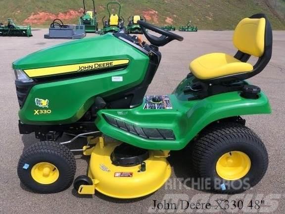 John Deere X330 Kompaktné traktory