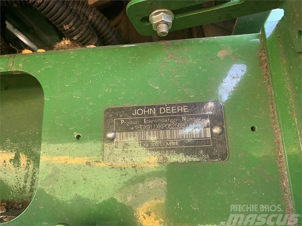 John Deere X9 1100 Kombinované zberacie stroje