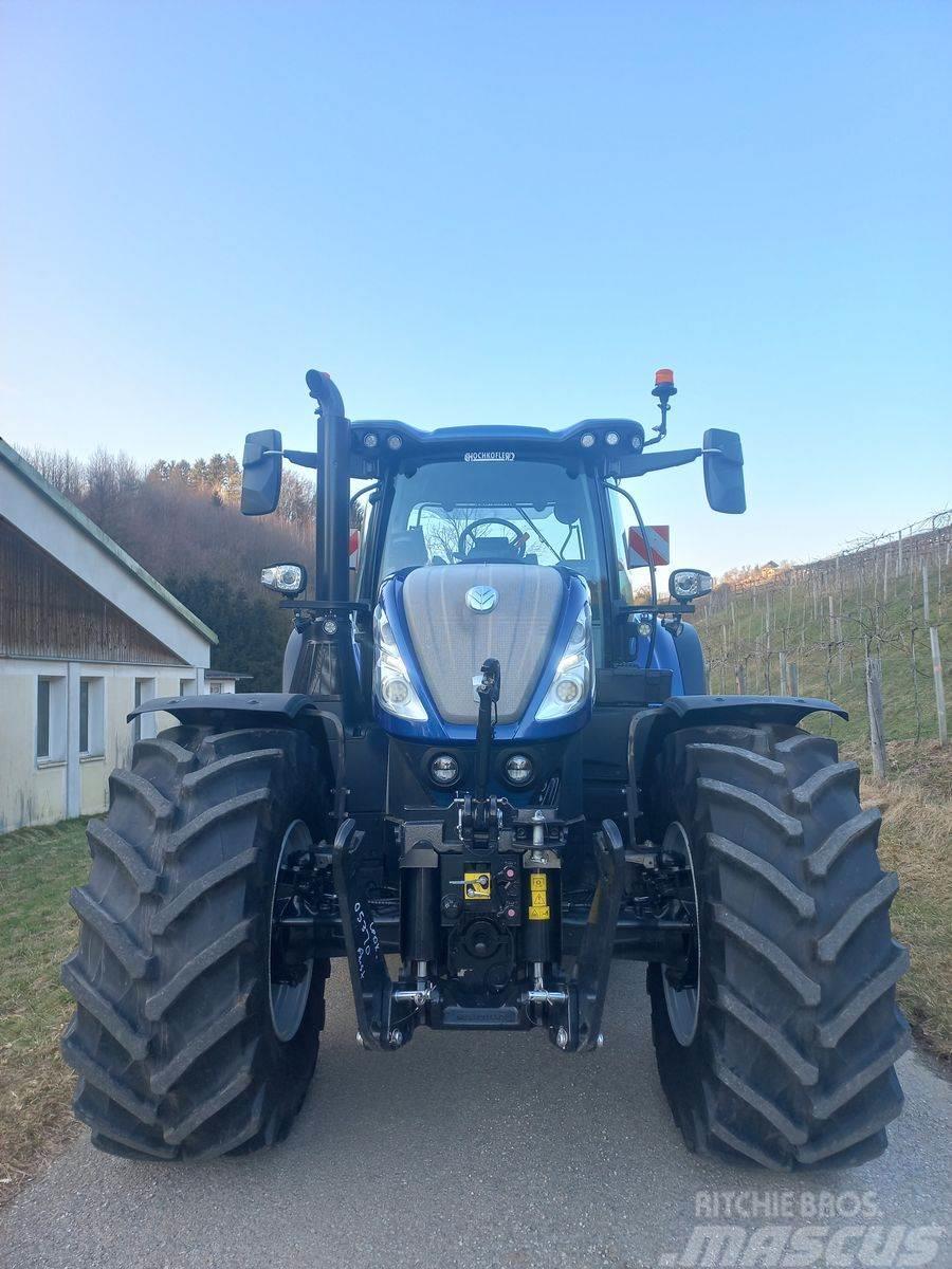 New Holland T 7.300 AC Traktory