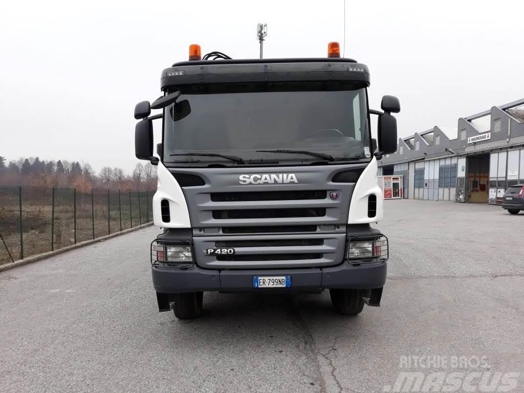 Scania P420 8X4 Ďalšie nákladné vozidlá