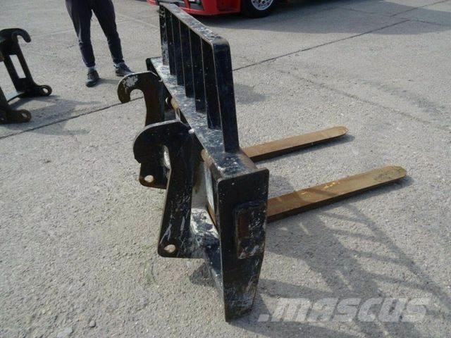 Caterpillar 2154350 pallet forks Kolesové nakladače