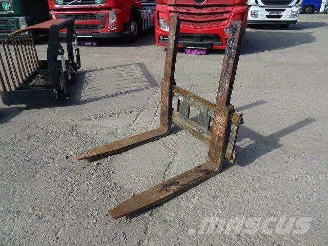  Pallet forks for front loader Iné