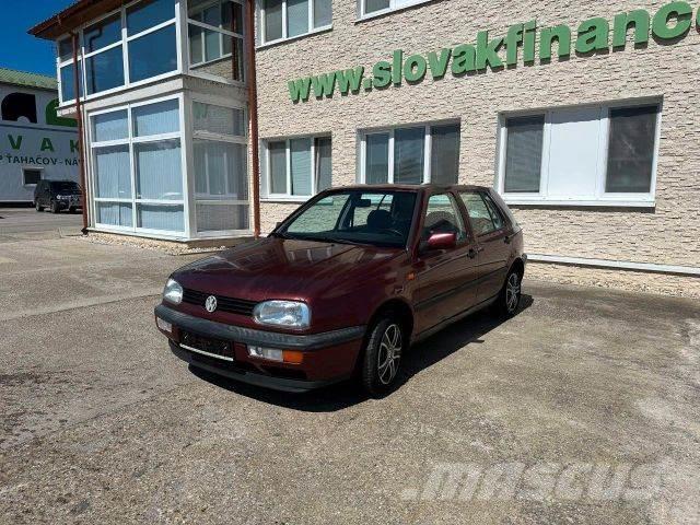 Volkswagen GOLF III 1.8 manual vin 542 Automobily