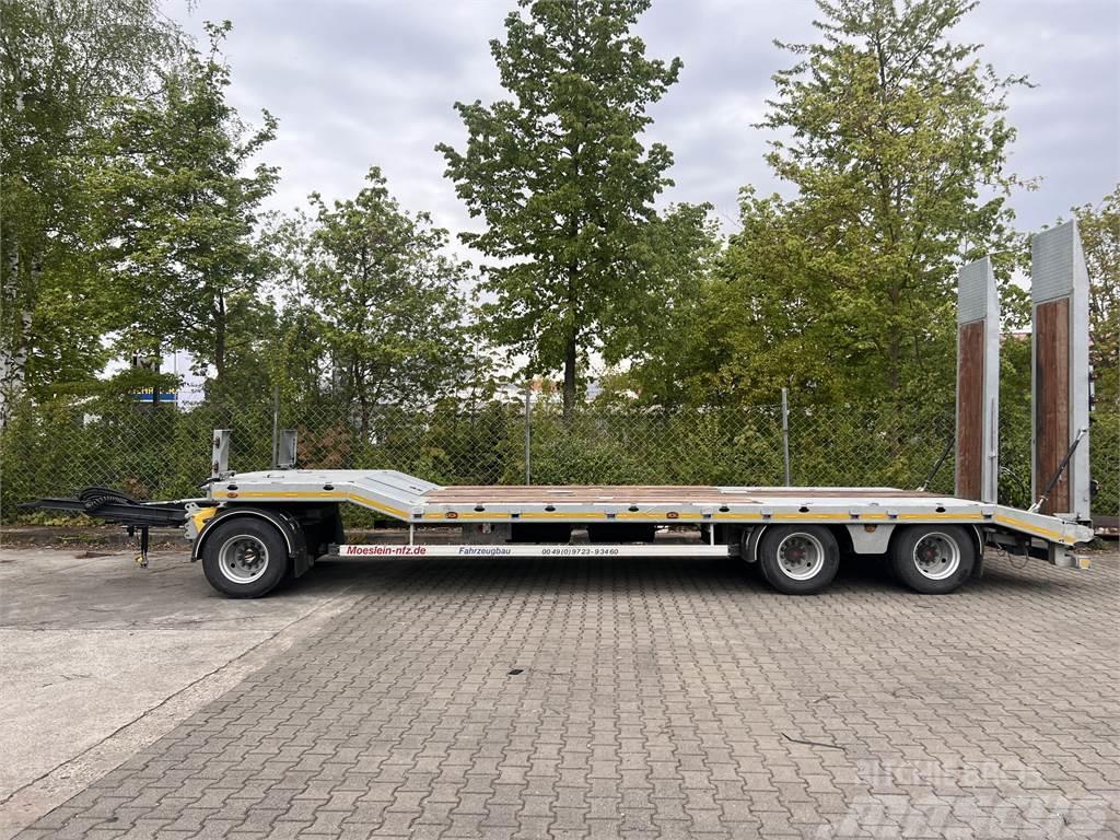 Möslein TA3 Schwebheim 3 Achs Tiefladeranhänger, neuwerti Nízko rámové nákladné automobily