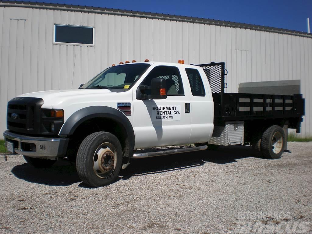 Ford F-550 XL Plošinové nákladné automobily/nákladné automobily so sklápacími bočnicami