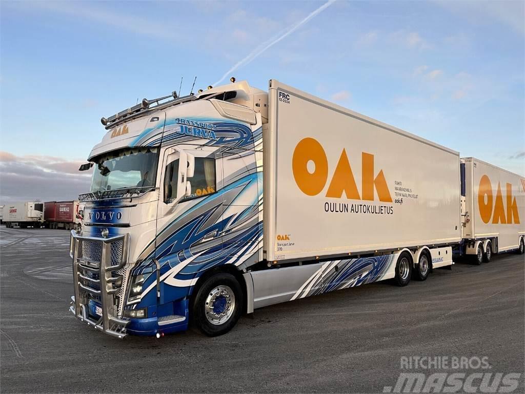 Volvo FH16 550 6x2 Chladiarenské nákladné vozidlá