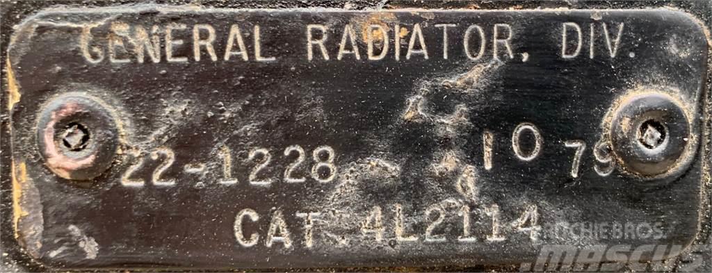 CAT 3304 Radiátory