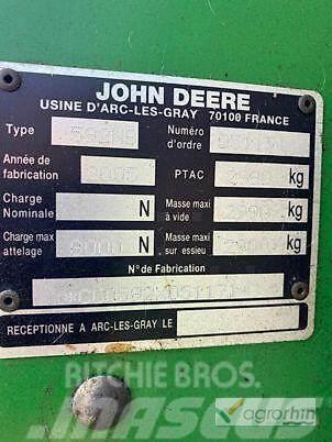 John Deere 592 MAXICUT Lisy na okrúhle balíky