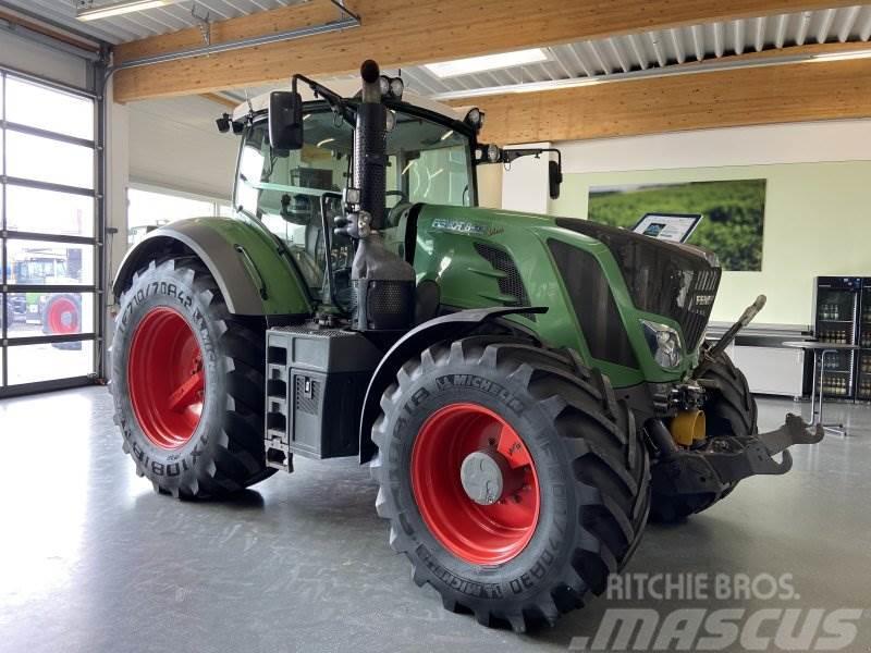 Fendt 826 Vario S4 Profi Plus Traktory