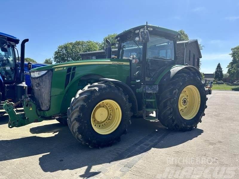 John Deere 8285 R Tractors