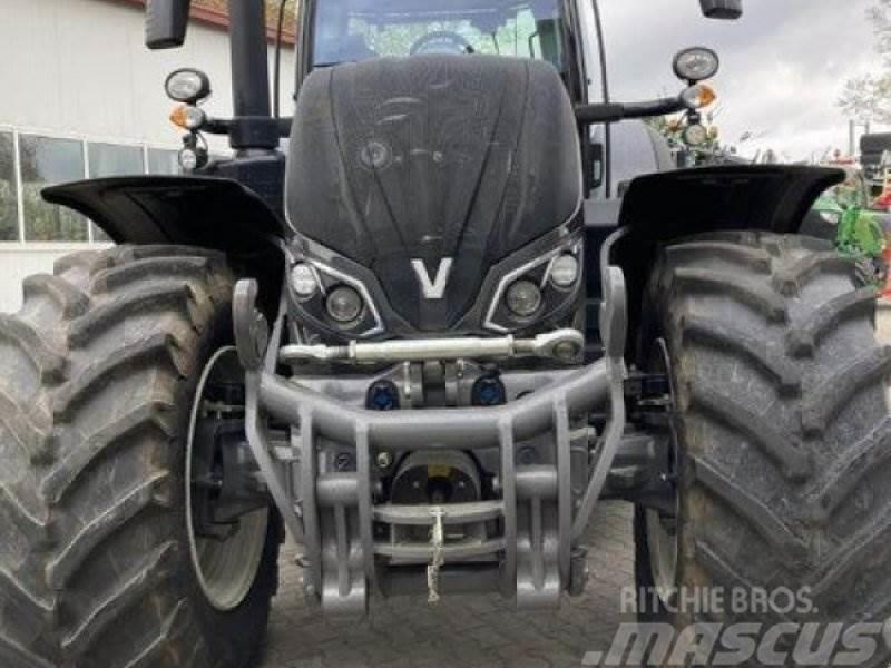 Valtra S394 Smart Touch Traktory