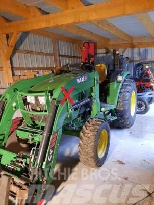 John Deere 4052M 4052M Kompaktné traktory