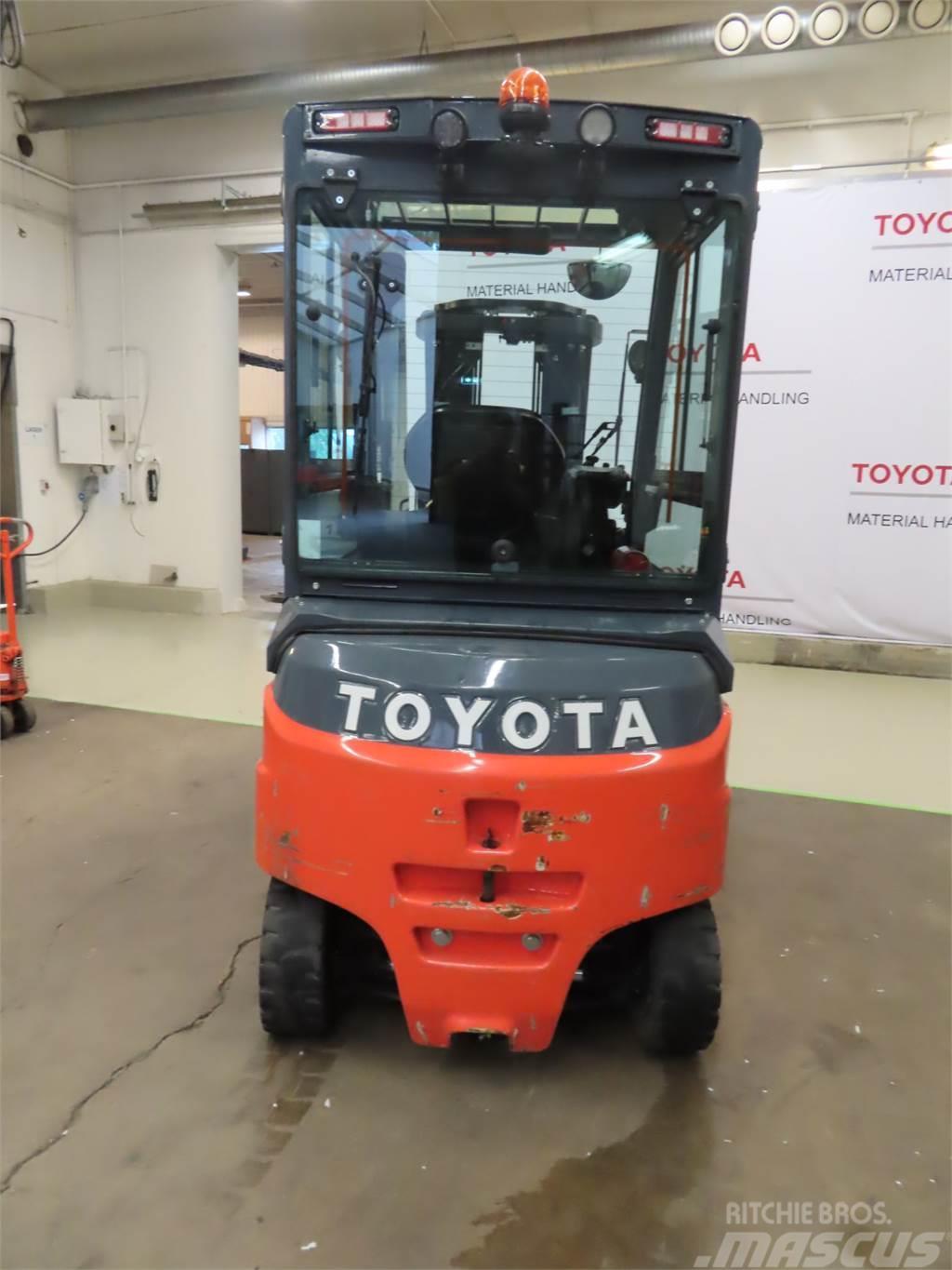 Toyota 8FBMT30 Akumulátorové vozíky