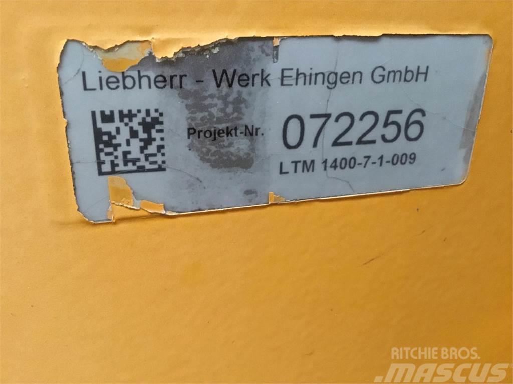 Liebherr LTM 1400-7.1 winch 3 Diely a zariadenia žeriavov